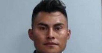 MIGUEL MARTINEZ-MENDOZA | 2017-10-08 00:39:00 Fayette County, Kentucky Booking