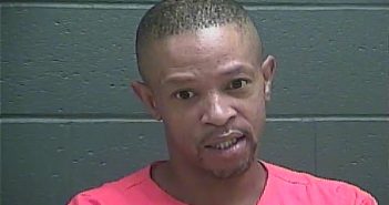 VON-ROYCE DONYALE HARDY | 2017-10-08 03:36:00 Perry County, Indiana Booking