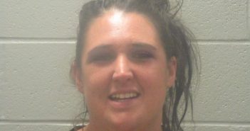 AMANDA ANN MILLS | 2017-10-09 14:39:00 Bates County, Missouri Booking