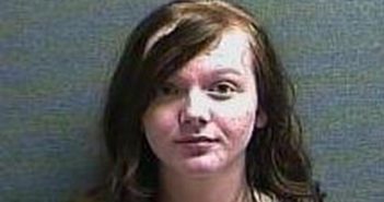 CARLY LAINHART | 2017-10-12 16:55:00 Boone County, Kentucky Booking