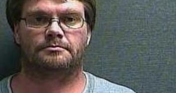 JOSEPH MCINTOSH | 2017-10-13 19:38:00 Boone County, Kentucky Booking