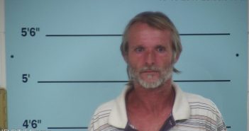 JAMES E. HENDERSON | 2017-10-14 00:27:00 Bourbon County, Kentucky Booking