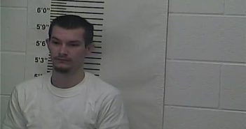 ERIC BROWN | 2017-10-16 17:09:00 Lewis County, Kentucky Booking