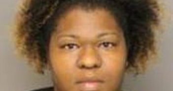 TONTAELECSA MCLEAN | 2017-10-16 17:07:00 Moore County, North Carolina Booking