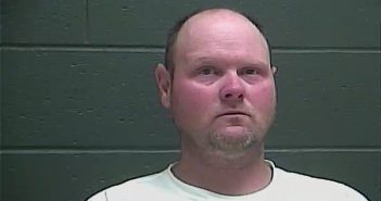 DAVID KEITH MANNING | 2017-10-16 20:45:00 Perry County, Indiana Booking