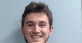 LOGAN MESSNER | 2017-10-17 01:48:00 Fayette County, Kentucky Booking