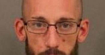 ADAM SETRELLA | 2017-10-17 03:41:00 Cayuga County, New York Booking