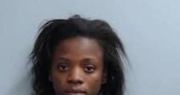 ALEXUS WHITE | 2017-10-22 15:32:00 Fayette County, Kentucky Booking