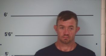 <B>TRAVIS</B> <B>DAILEY</B> #, Bourbon County, Kentucky - 2017-10-23 17:12:00