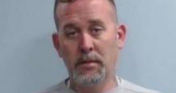 ADRIAN PUCKETT | 2017-10-23 16:43:00 Fayette County, Kentucky Booking