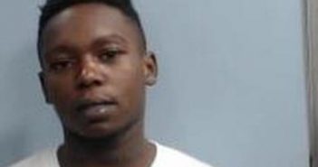 LAMARIUS GATES | 2017-10-24 14:16:00 Fayette County, Kentucky Booking