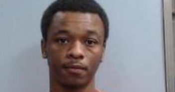 TERRENCE MCQUEEN | 2017-10-24 05:04:00 Fayette County, Kentucky Booking