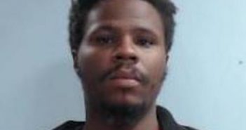 CHRISTOPHER BROWN | 2017-10-28 21:07:00 Fayette County, Kentucky Booking