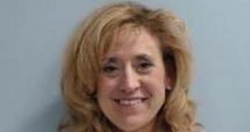 LAURA SMITH | 2017-10-28 21:16:00 Fayette County, Kentucky Booking