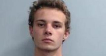 ISSAC SANDERS | 2017-10-28 19:30:00 Fayette County, Kentucky Booking