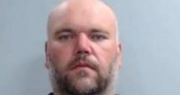 LOWELL RATLIFF | 2017-10-29 04:23:00 Fayette County, Kentucky Booking