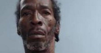 EARL MACKEY | 2017-10-31 00:33:00 Fayette County, Kentucky Booking