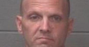 WALTER SNODGRASS | 2017-10-31 21:37:00 Onslow County, North Carolina Booking