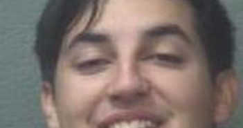 BENADAM PETTIT | 2017-11-01 06:19:00 Onslow County, North Carolina Booking