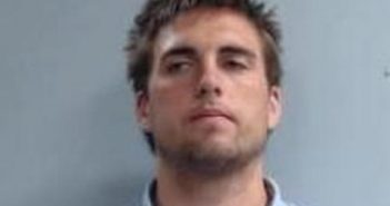 MATTHEW PANTON | 2017-11-05 01:24:00 Fayette County, Kentucky Booking