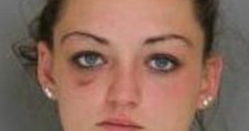 ASHLEY VROMAN | 2017-11-08 20:54:00 Cayuga County, New York Booking