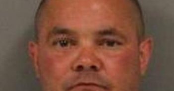 JONATHAN EDWARDS | 2017-11-10 18:56:00 Cayuga County, New York Booking