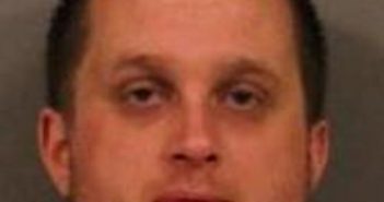 MATTHEW BOBBETT | 2017-11-13 11:21:00 Cayuga County, New York Booking