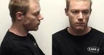 RICKY HENDERHAN | 2017-11-13 12:27:00 Clark County, Indiana Booking