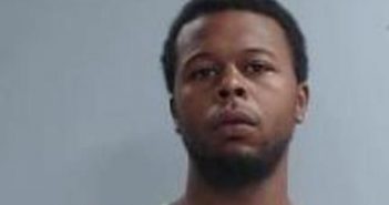 DOUGLAS BURRUS | 2017-11-13 16:36:00 Fayette County, Kentucky Booking