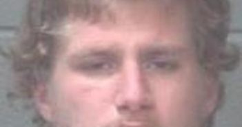 TAYLOR BARTON | 2017-11-14 22:03:00 Onslow County, North Carolina Booking