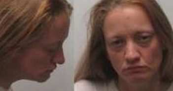 BRITTANY HOAK | 2017-11-14 04:32:00 Clark County, Indiana Booking