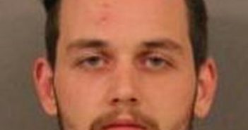 AARON HENDERSHOT | 2017-11-16 22:57:00 Cayuga County, New York Booking