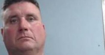 WAYNE FUGATE | 2017-11-17 00:29:00 Fayette County, Kentucky Booking