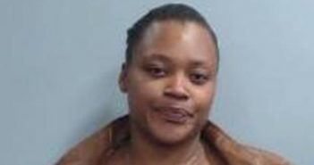 KEIONA WEATHERS | 2017-11-21 17:39:00 Fayette County, Kentucky Booking