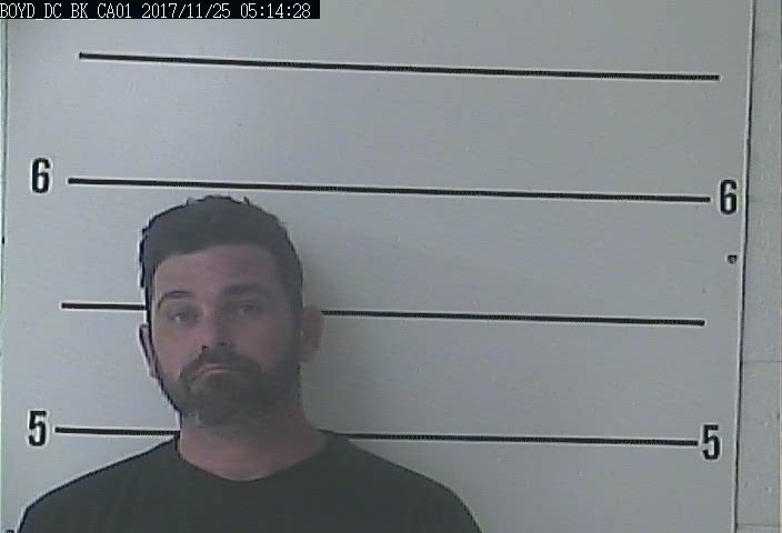 DERRICK Q PORTER #, Boyd County, Kentucky - 2017-11-25 04:22:00