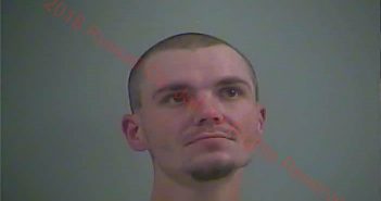 SHAYNE CAPPS | 2017-11-25 02:06:00 Russell County, Kentucky Booking