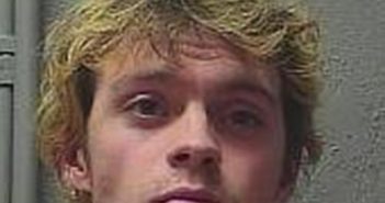 MITCHELL DITTMAN | 2017-11-26 05:20:00 Benewah County, Idaho Booking