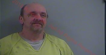 DANNY L LAY | 2017-11-27 08:43:00 Russell County, Kentucky Booking