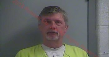 STEVEN WILLIAMS | 2017-11-29 07:37:00 Russell County, Kentucky Booking