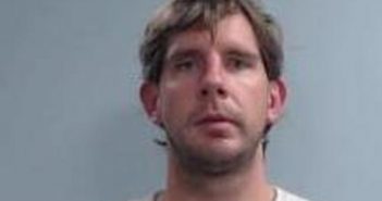 JAMES ADKINS | 2017-11-29 22:16:00 Fayette County, Kentucky Booking