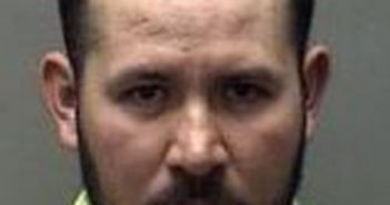 LEOBARDO HERNANDEZ-GOMEZ | 2017-11-30 01:15:00 Dallam County, Texas Booking