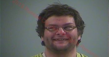 JOSHUA ALAN METCALF | 2017-12-02 11:59:00 Russell County, Kentucky Booking