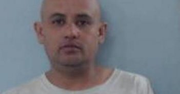 SALVADOR HERNANDEZ | 2017-12-02 04:35:00 Fayette County, Kentucky Booking