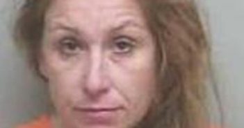 PAULA BAINBRIDGE | 2017-12-04 01:27:00 Cherokee County, Iowa Booking