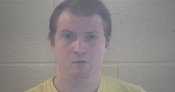 <B>DERRICK</B> LEE <B>HARRISON</B> #, Pulaski County, Kentucky - 2017-12-04 00:27:00