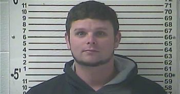 CAMERON DALE DOOLIN | 2017-12-08 19:34:45 Hardin County, Kentucky Booking