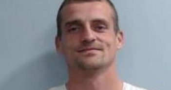 DONNIE CREECH | 2017-12-08 20:37:00 Fayette County, Kentucky Booking