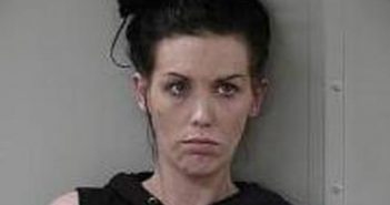 KIRSTIE BURLESON | 2017-12-08 12:08:00 Rutherford County, Tennessee Booking