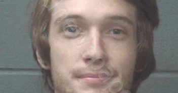 MAXWELL, CHRISTOPHER DOUGLAS | 2017-12-12 Onslow County, North Carolina Booking