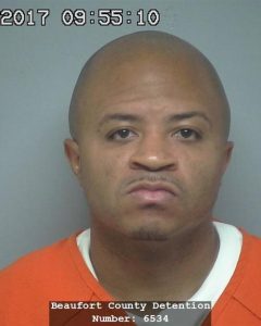 TRAY JABARI GRAVES | 2017-12-14 09:42:26 Beaufort County, South Carolina Booking